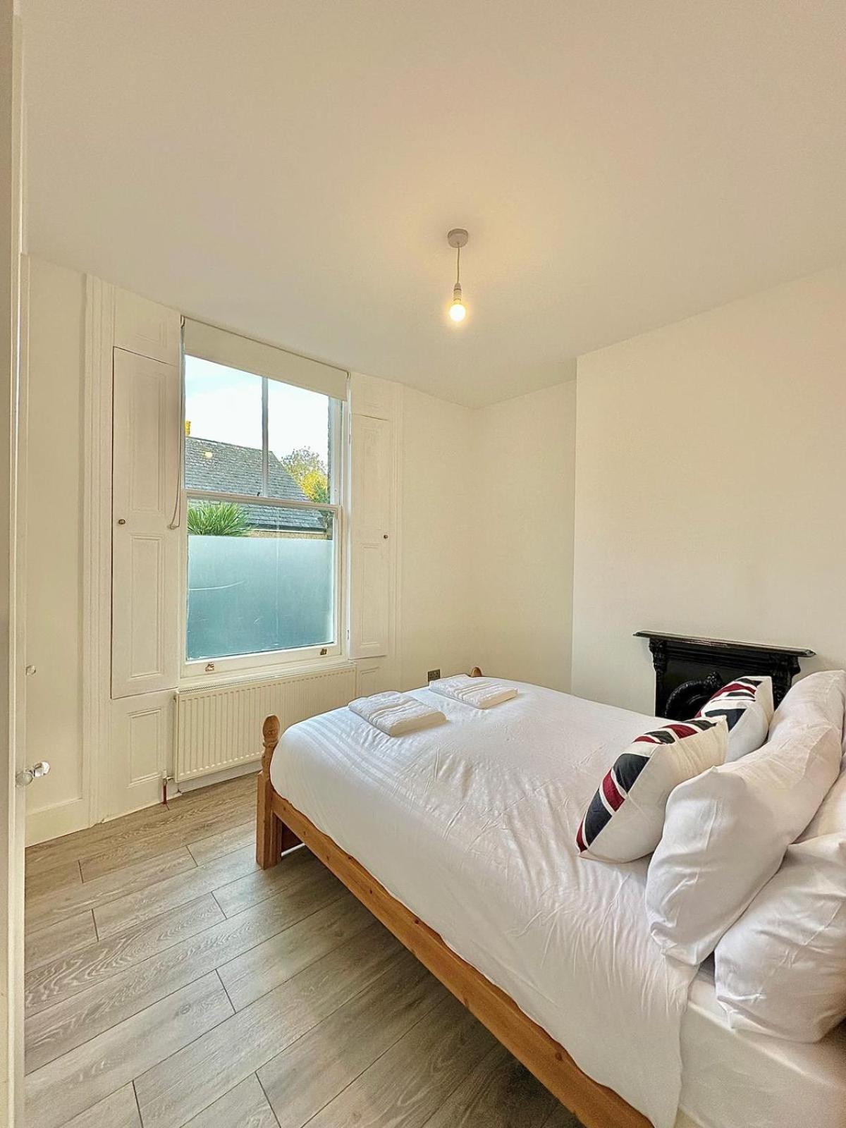 Flat B Stockwell Apartment ลอนดอน ภายนอก รูปภาพ